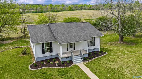 719 County Road 89 S, Fort Payne, AL 35967