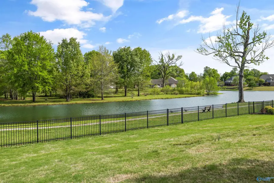 2119 Jackson Bend Sw, Huntsville, AL 35803 - #2