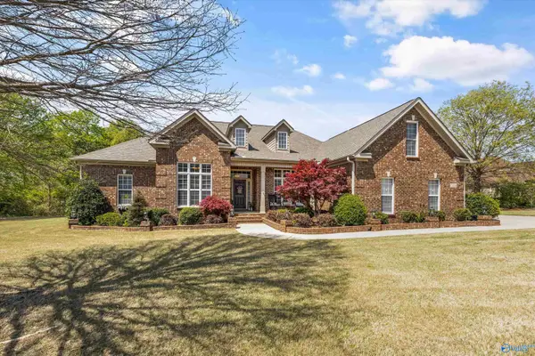 7074 Jacks Creek Lane, Owens Cross Roads, AL 35763