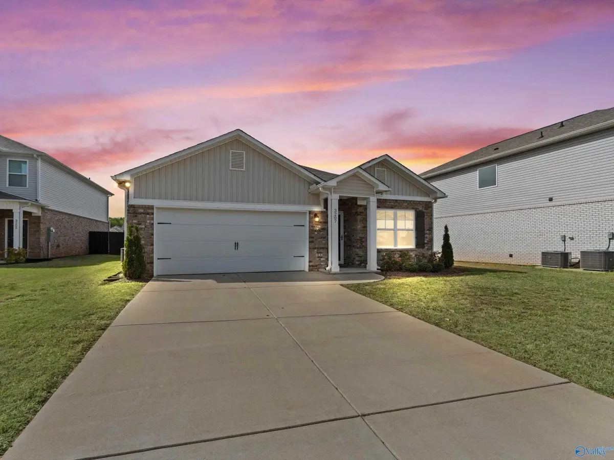 3207 Spool Lane, Huntsville, AL 35805 - #1