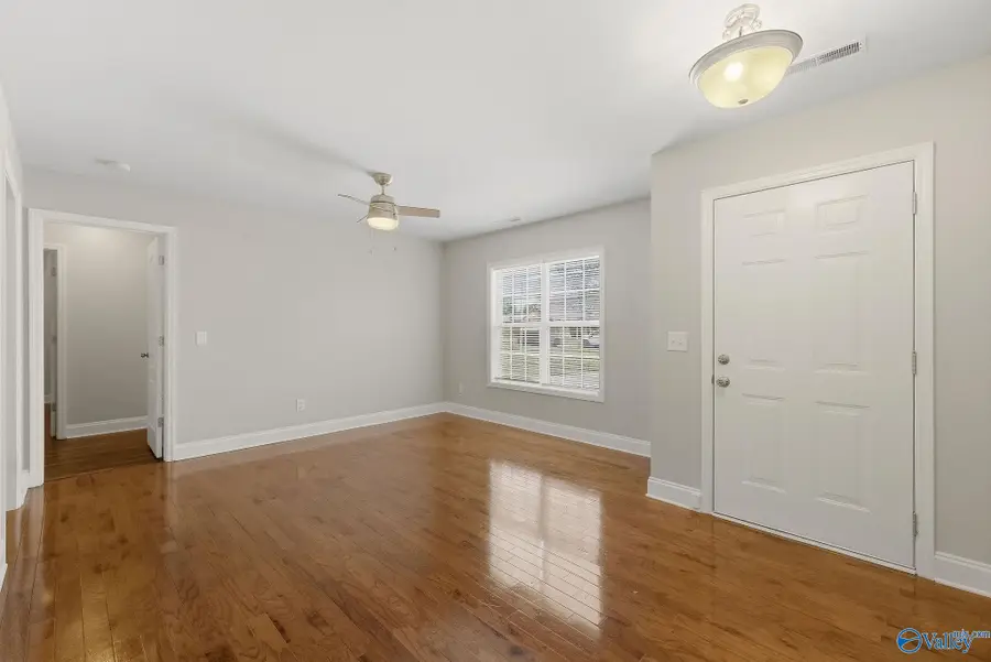 242 Chestnut Oak Circle, Owens Cross Roads, AL 35763 - #2