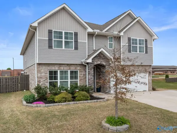 88 Sage Oak Drive, Decatur, AL 35603