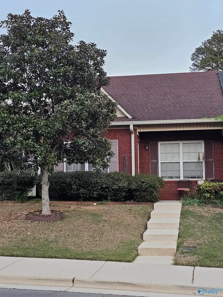 1206 Autumnwood Lane Sw, Hartselle, AL 35640 - #2