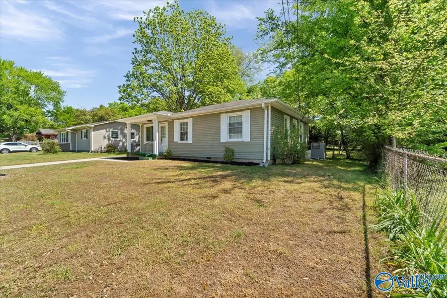 1604 Armstrong Street Nw, Huntsville, AL 35816 - #2