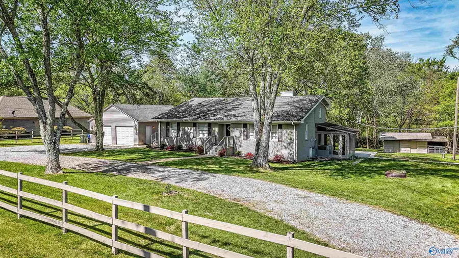 7175 Moores Mill Road Ne, Huntsville, AL 35811 - #2