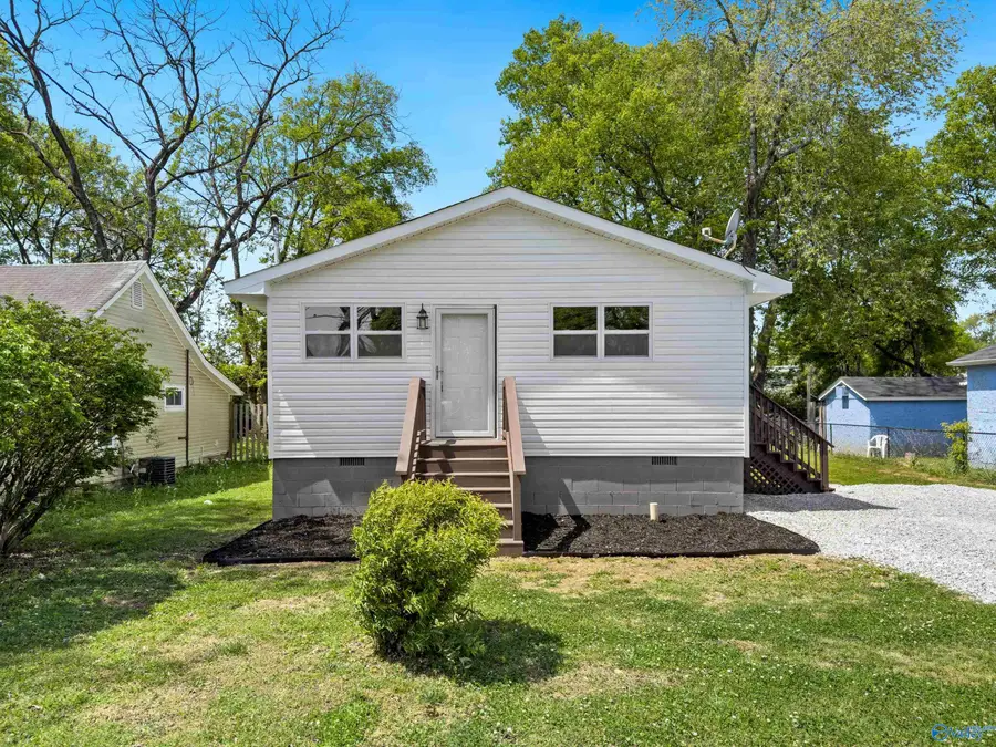 447 1/2 Bass Circle Nw, Huntsville, AL 35801 - #2