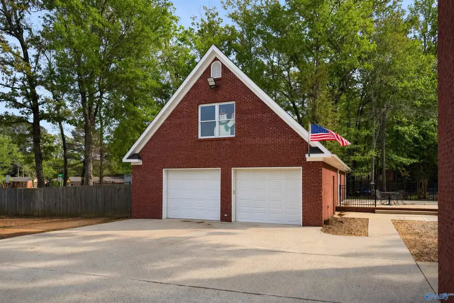 899 Jessie Drive Sw, Decatur, AL 35603 - #3