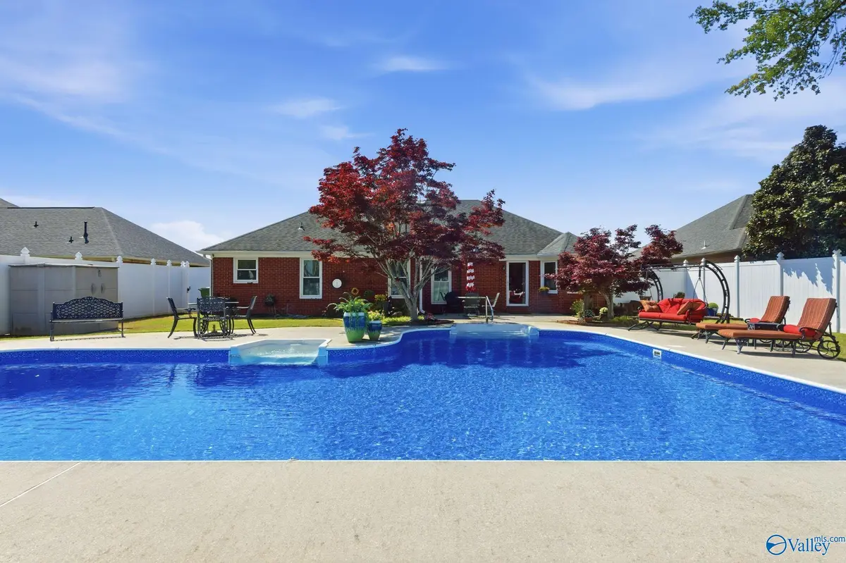 2710 Revere Avenue Sw, Decatur, AL 35603 - #1