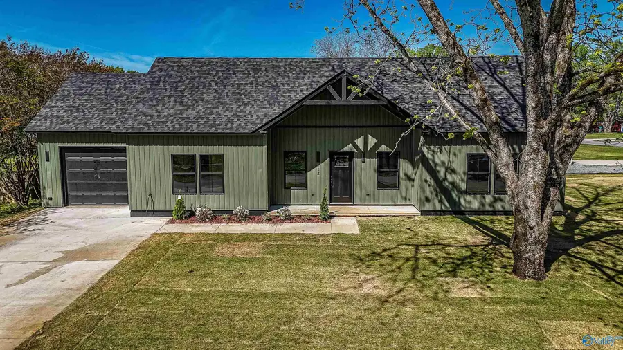 112 Whitt Street, New Hope, AL 35760 - #2