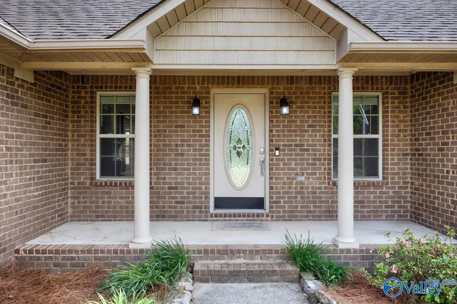 120 Hubert Road, New Market, AL 35761 - #2