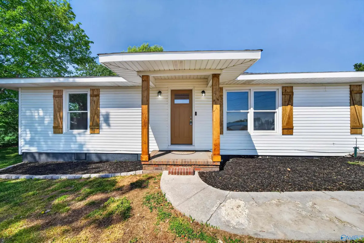 1199 Walker Lane, New Market, AL 35761 - #1