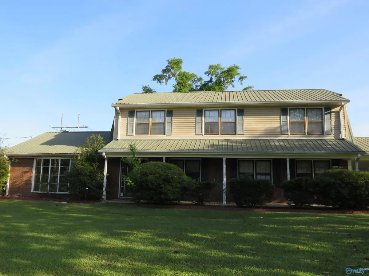 2755 Cedar Circle, Southside, AL 35907 - #1