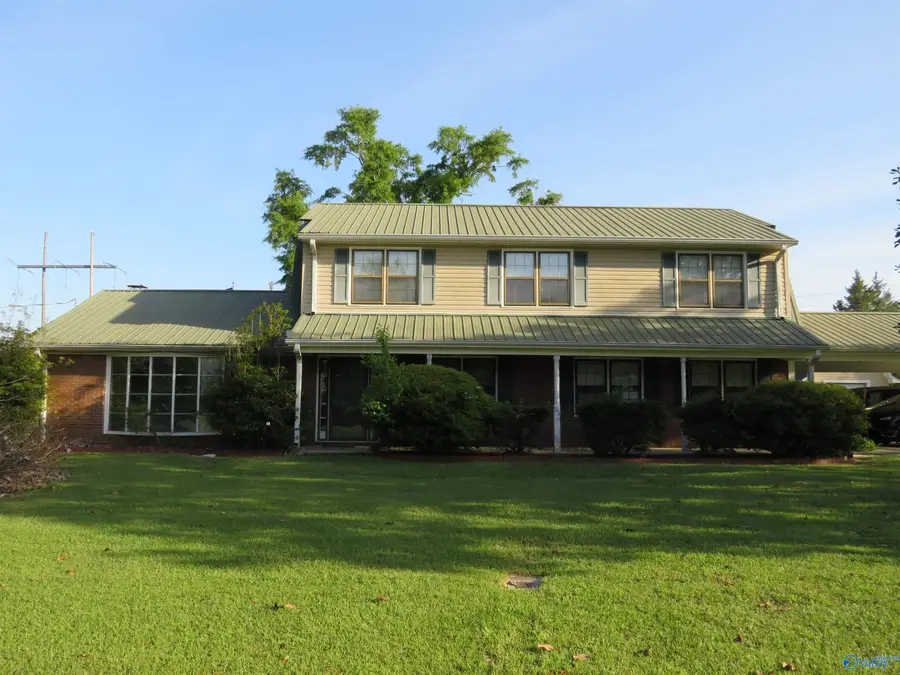 2755 Cedar Circle, Southside, AL 35907 - #2