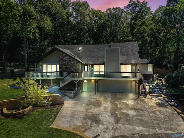 7705 Oakridge Drive Se, Huntsville, AL 35802