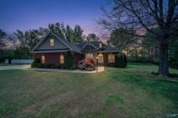 312 Golden Harvest Drive, New Market, AL 35761