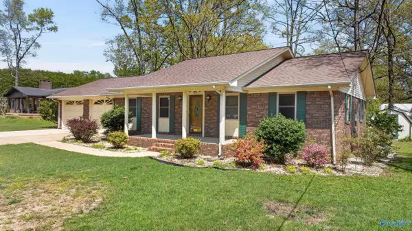 35 Third Avenue, Rainsville, AL 35986