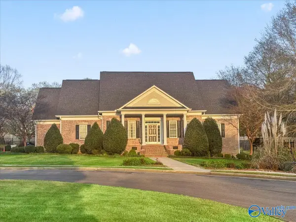 978 Hampton Ridge Circle Nw, Arab, AL 35016