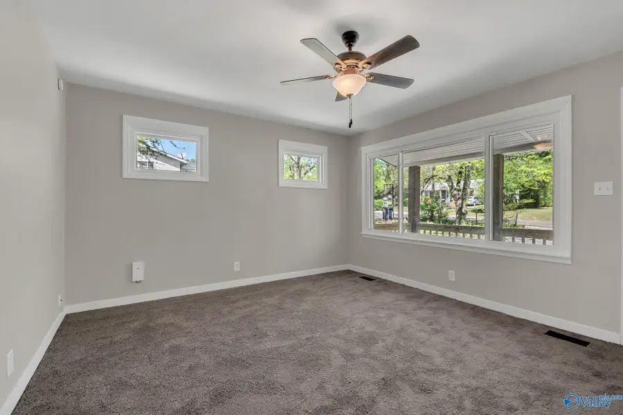 3113 Patrick Street Nw, Huntsville, AL 35810 - #3