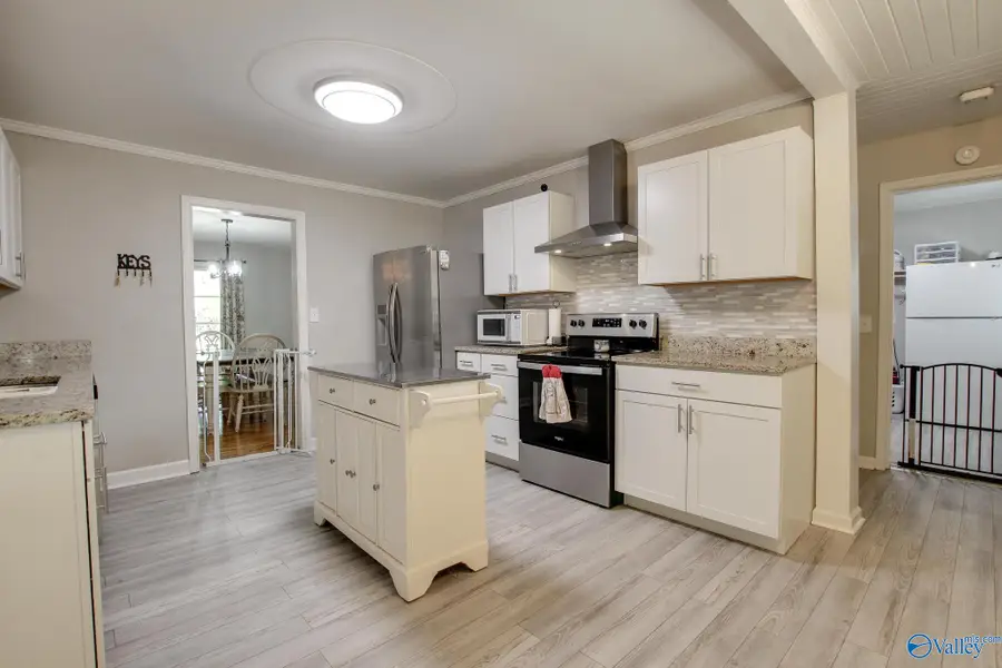 807 13th Avenue, Decatur, AL 35601 - #2