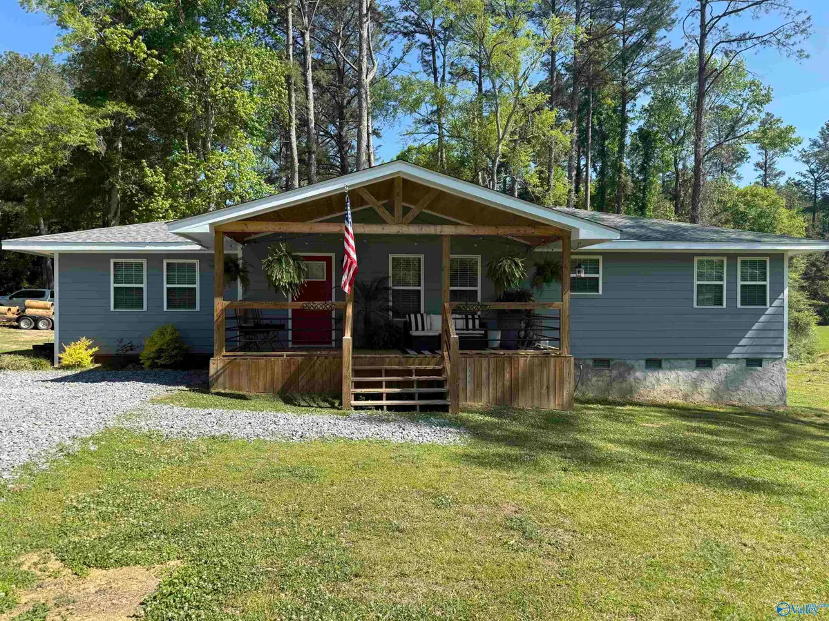 501 Garrett Drive, Centre, AL 35960 - #1