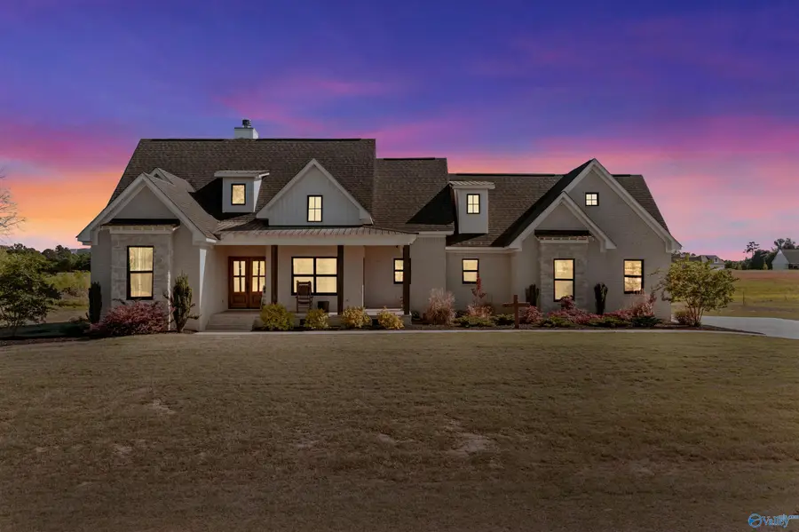 135 Caldwell Trail, Gadsden, AL 35901 - #3