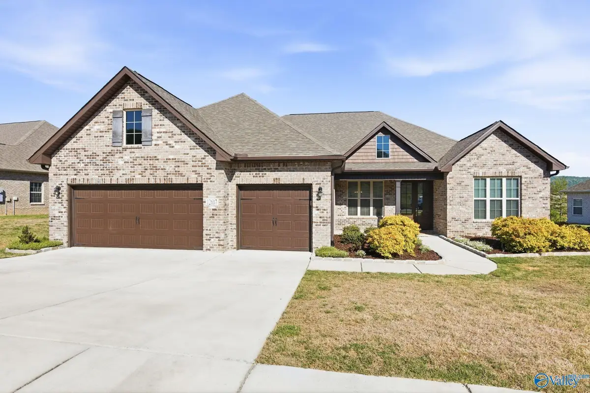 12607 Oak North Sw, Huntsville, AL 35803 - #1