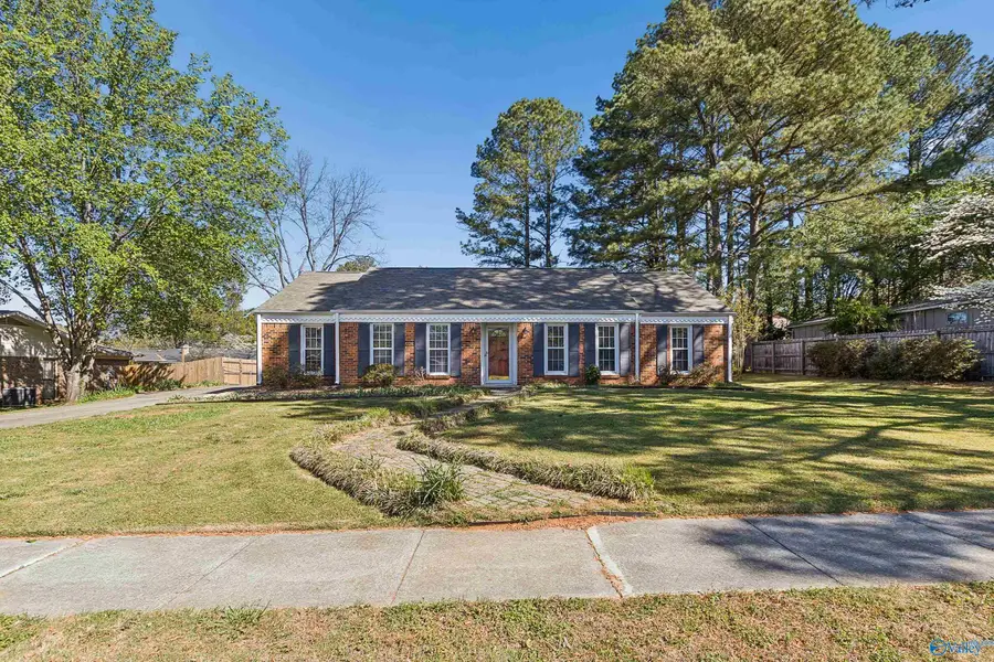 2511 Galahad Drive Se, Huntsville, AL 35803 - #2