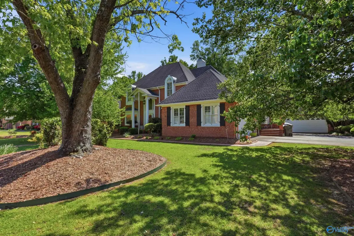 1544 Blackhall Lane Se, Decatur, AL 35601 - #1
