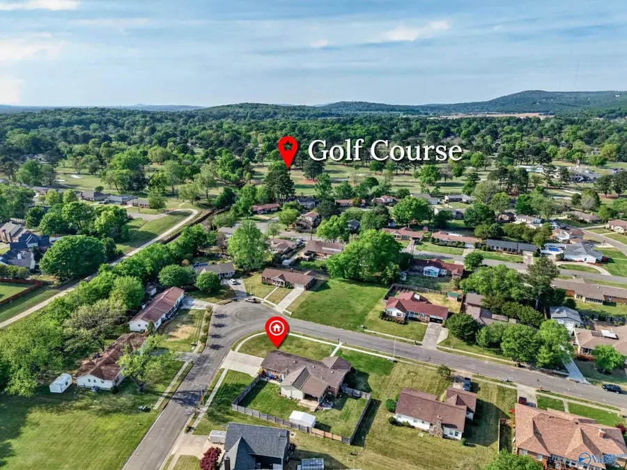 900 Cornelia Drive Se, Huntsville, AL 35802 - #3