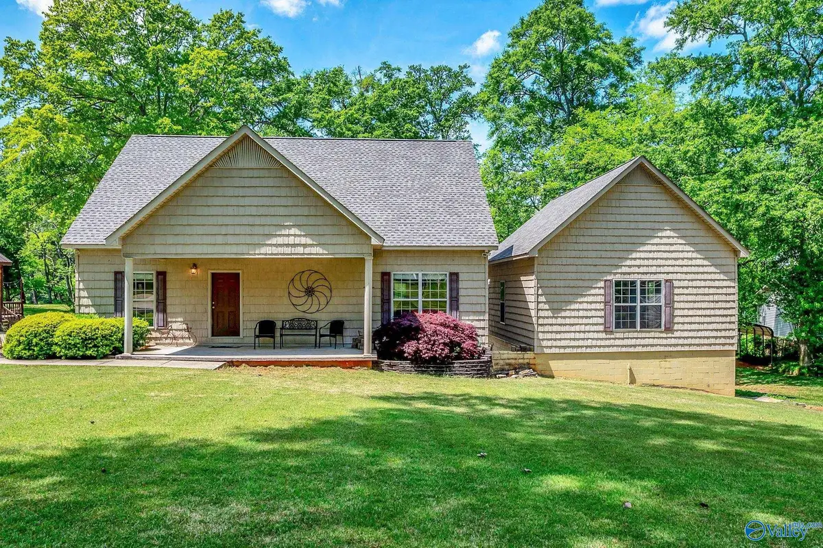 1357 County Road 415, Town Creek, AL 35672 - #1