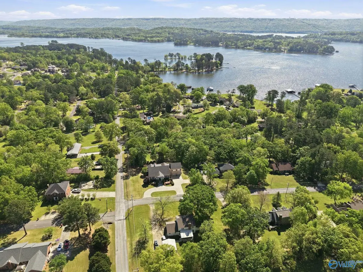 22 Bradley Street, Scottsboro, AL 35769 - #1