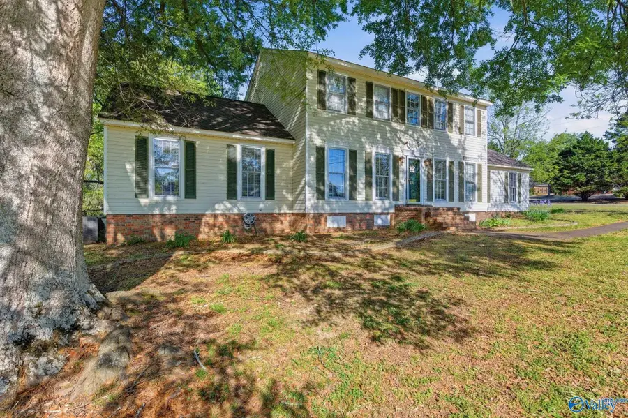 22 Bradley Street, Scottsboro, AL 35769 - #3