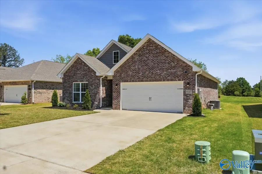 9107 Monteagle Boulevard, Owens Cross Roads, AL 35763 - #2
