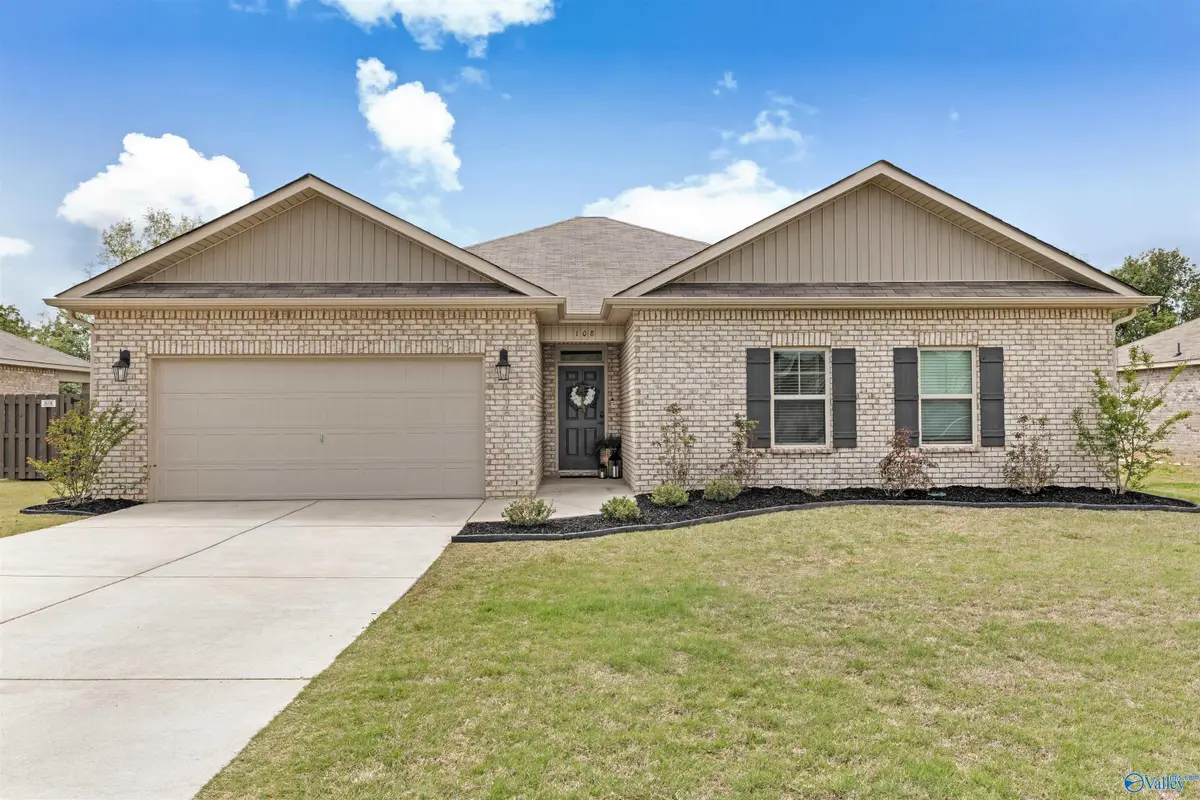 108 Cave Springs Circle, Owens Cross Roads, AL 35763 - #1