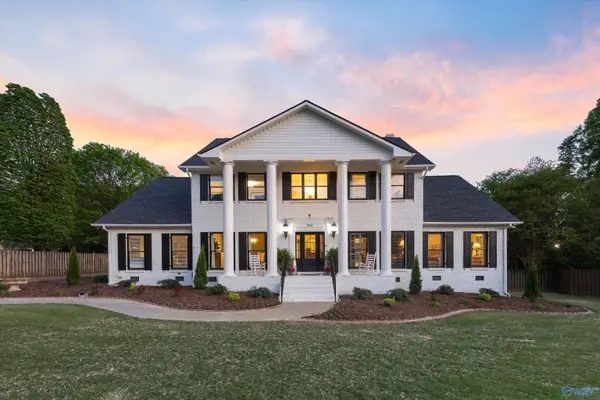 302 Devon Circle Se, Huntsville, AL 35802