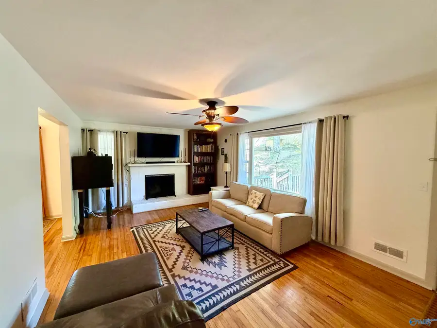 826 Parker Blvd, Weaver, AL 36277 - #2