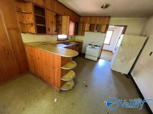 7000 Rowan Road, Leeds, AL 35094 - #2