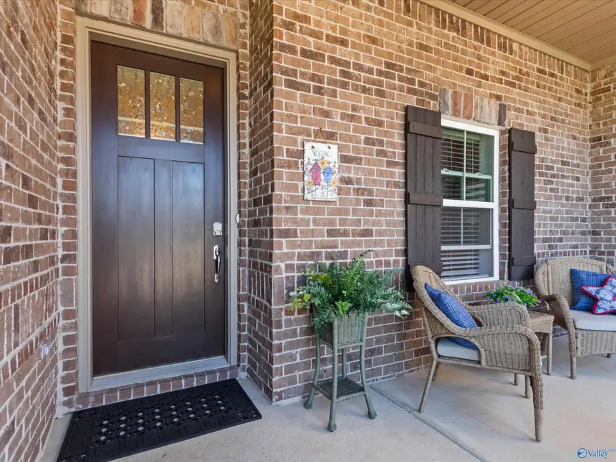 105 Willow Lake Circle Sw, Huntsville, AL 35824 - #3