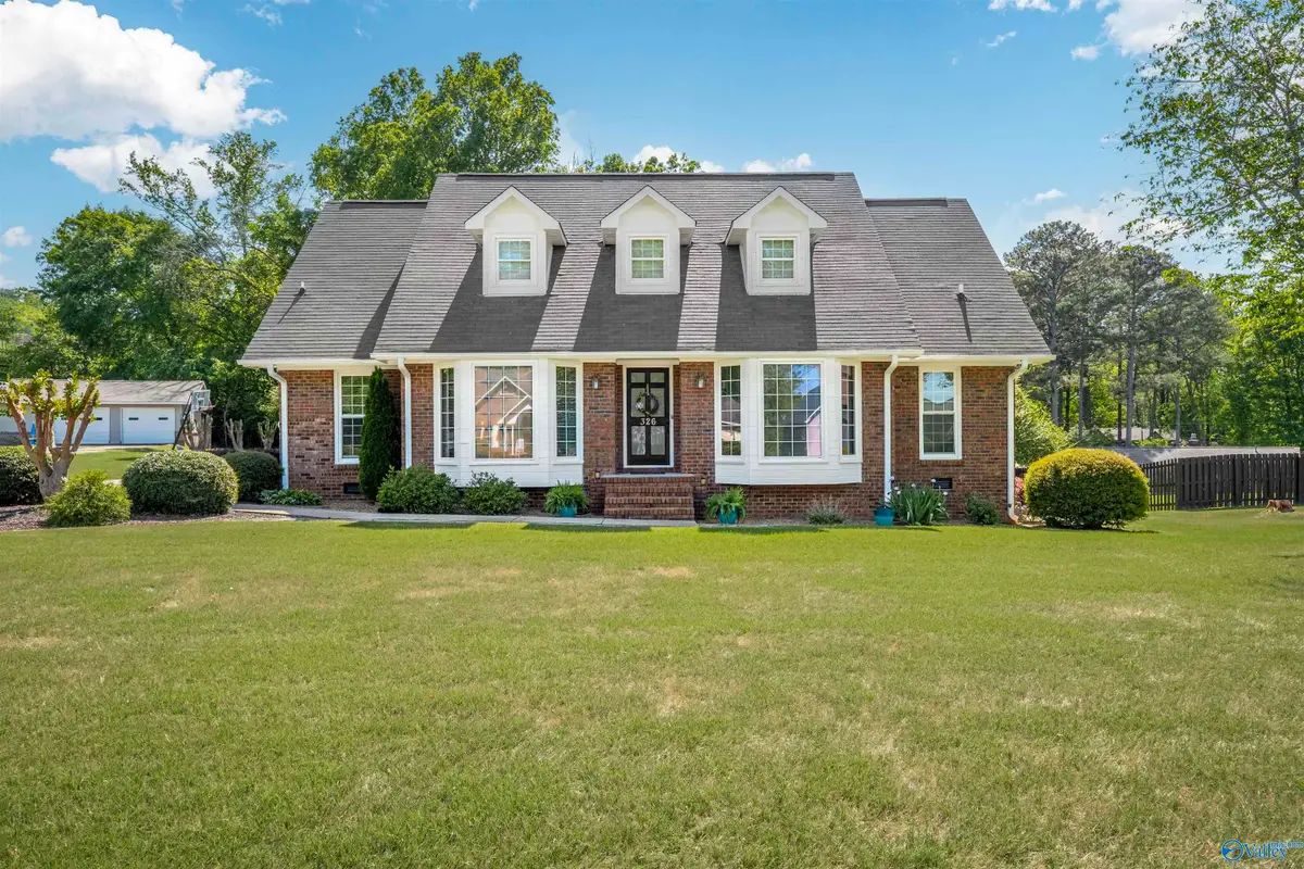 326 Mountain Lake Circle, Rainbow City, AL 35906 - #1