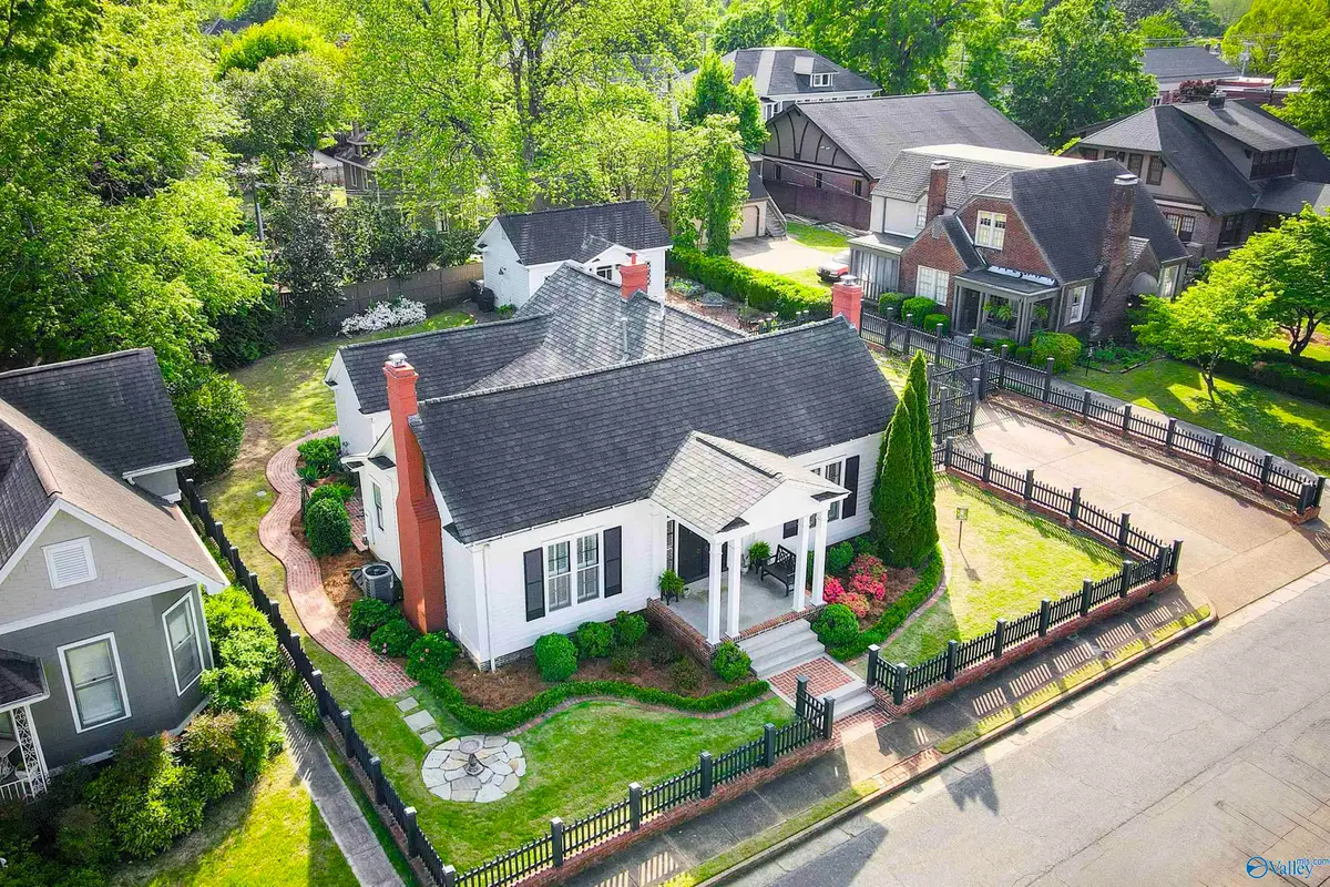 215 Lafayette Street Ne, Decatur, AL 35601 - #1