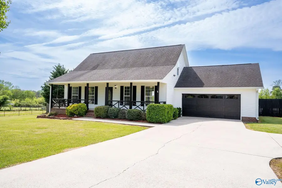 927 Fruit Farm Road, Fort Payne, AL 35967 - #2