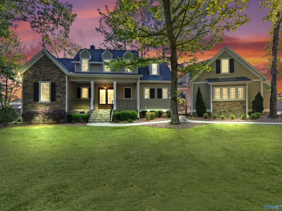 5405 Spring Creek Drive, Guntersville, AL 35976 - #2