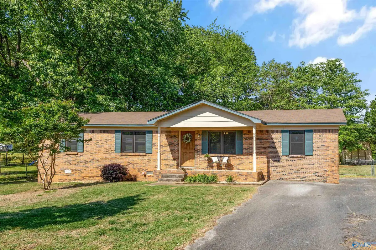 179 Jones Circle, Brownsboro, AL 35741 - #1