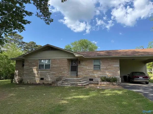 4800 Mountain Crest Drive, Guntersville, AL 35976