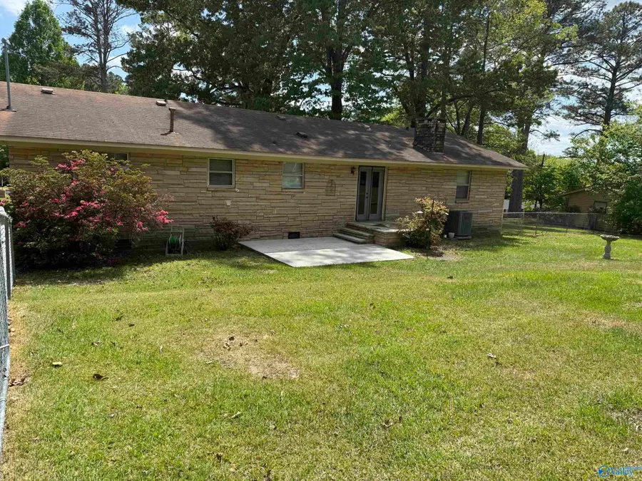 4800 Mountain Crest Drive, Guntersville, AL 35976 - #2