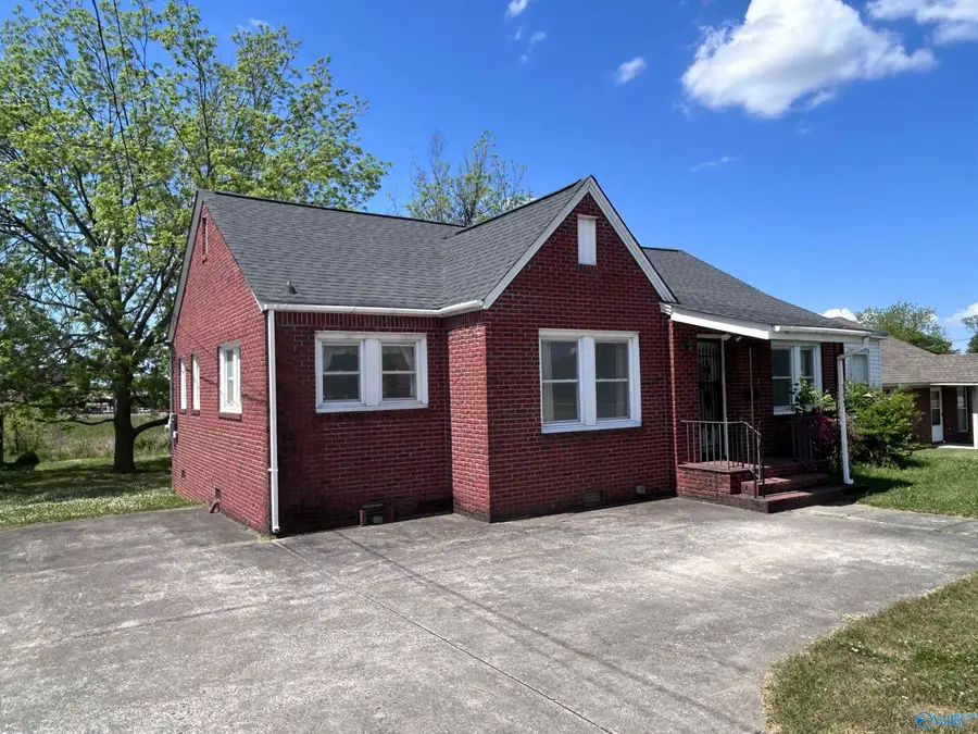 303 Baltimore Avenue, Albertville, AL 35950 - #2