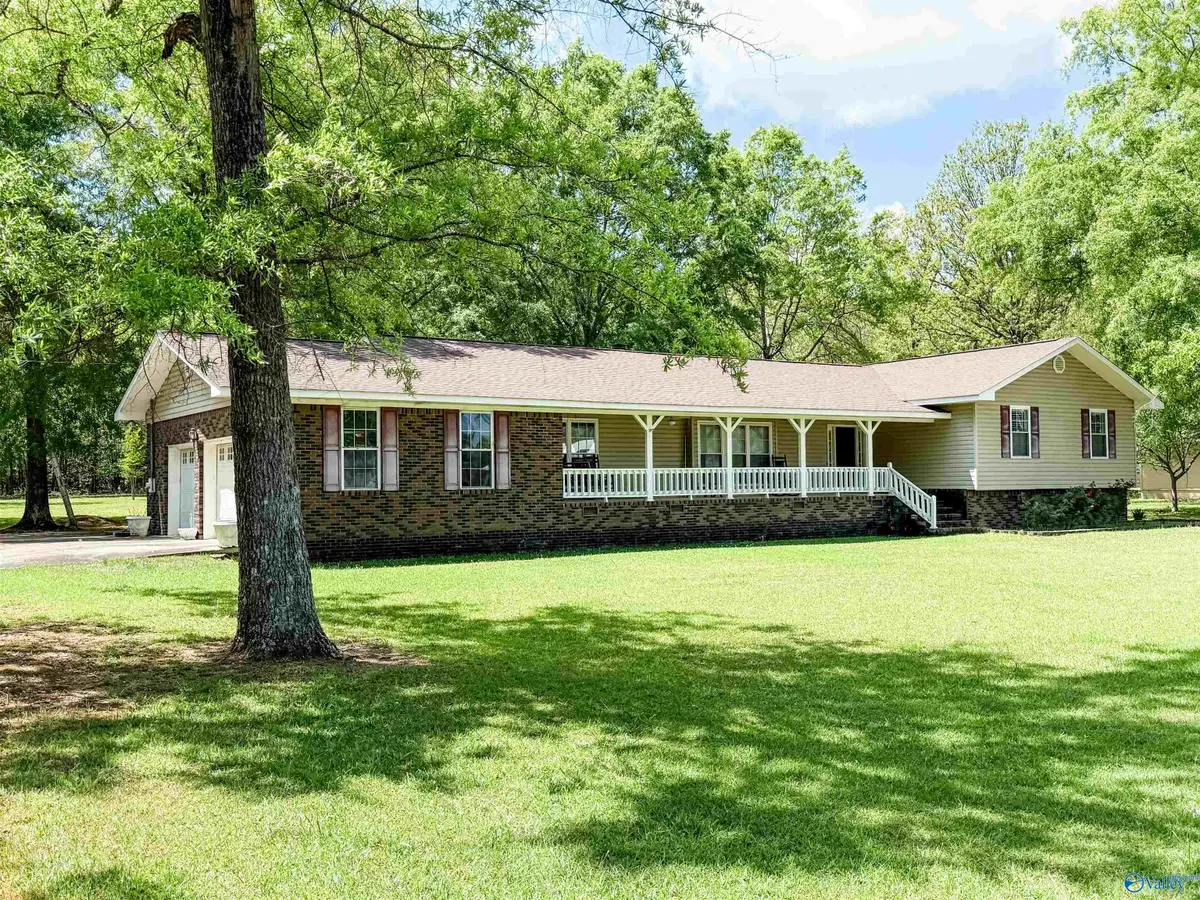 520 Diversey Street, Rainbow City, AL 35906 - #1