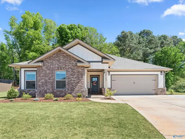 21643 Ginn Point Road, Athens, AL 35613