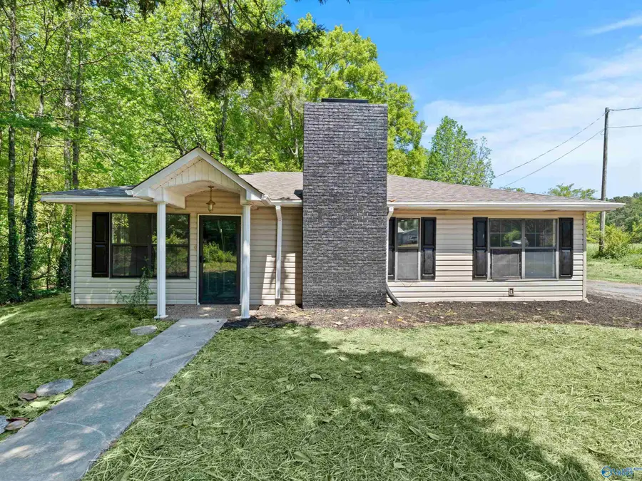 485 John L Gap Road, Boaz, AL 35956 - #2
