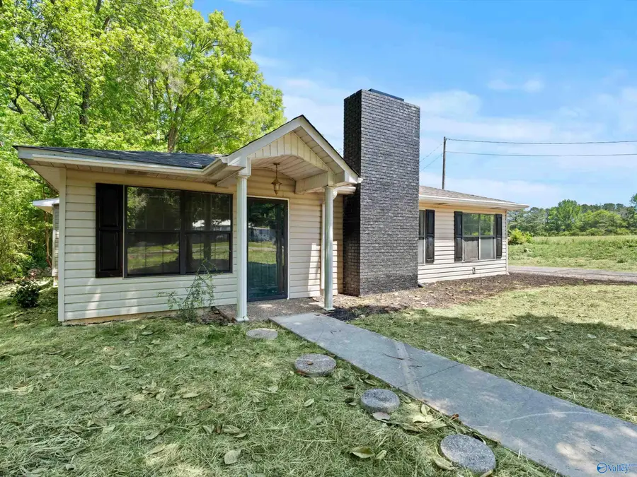 485 John L Gap Road, Boaz, AL 35956 - #3